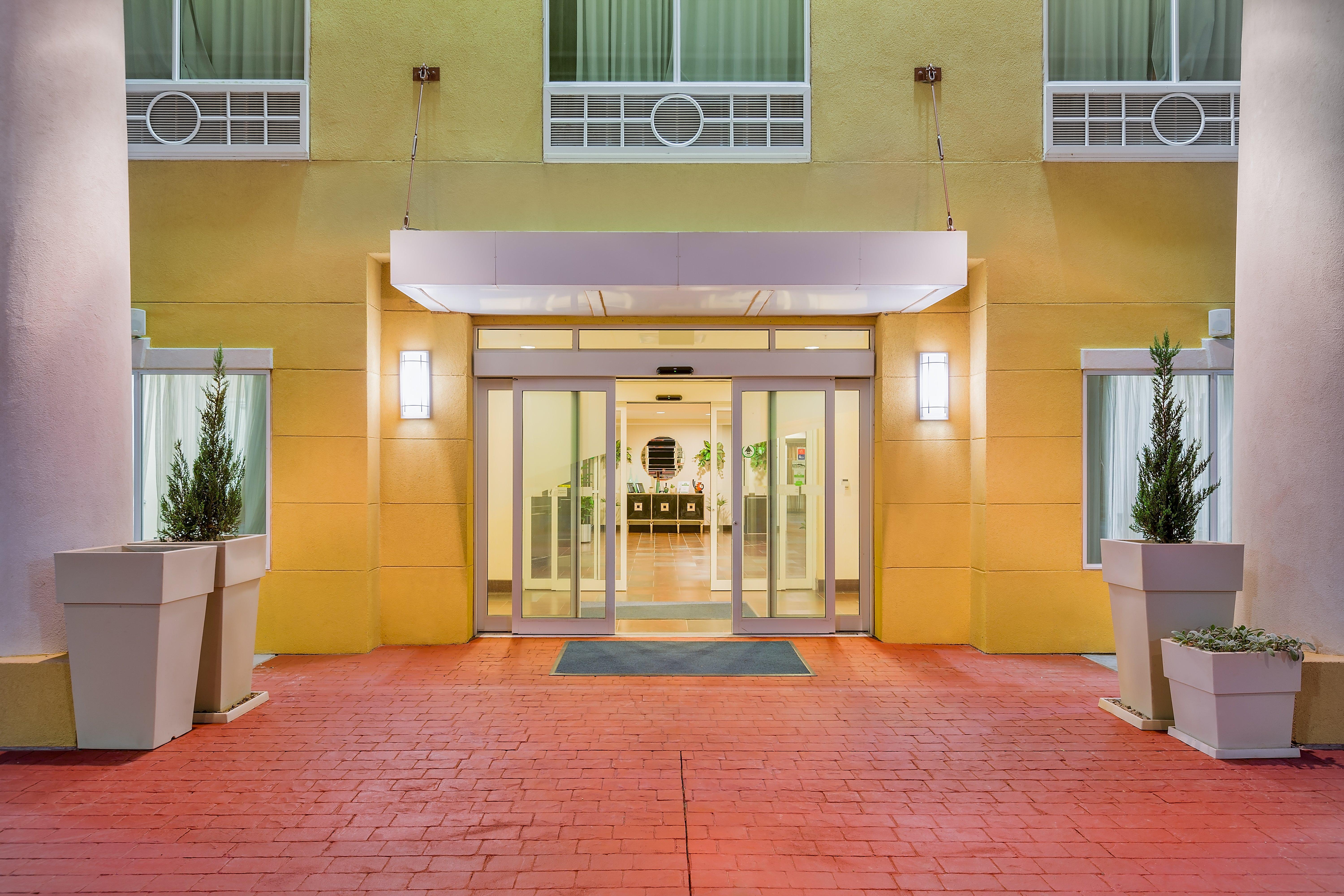 Holiday Inn Express And Suites Alpine By Ihg Dış mekan fotoğraf