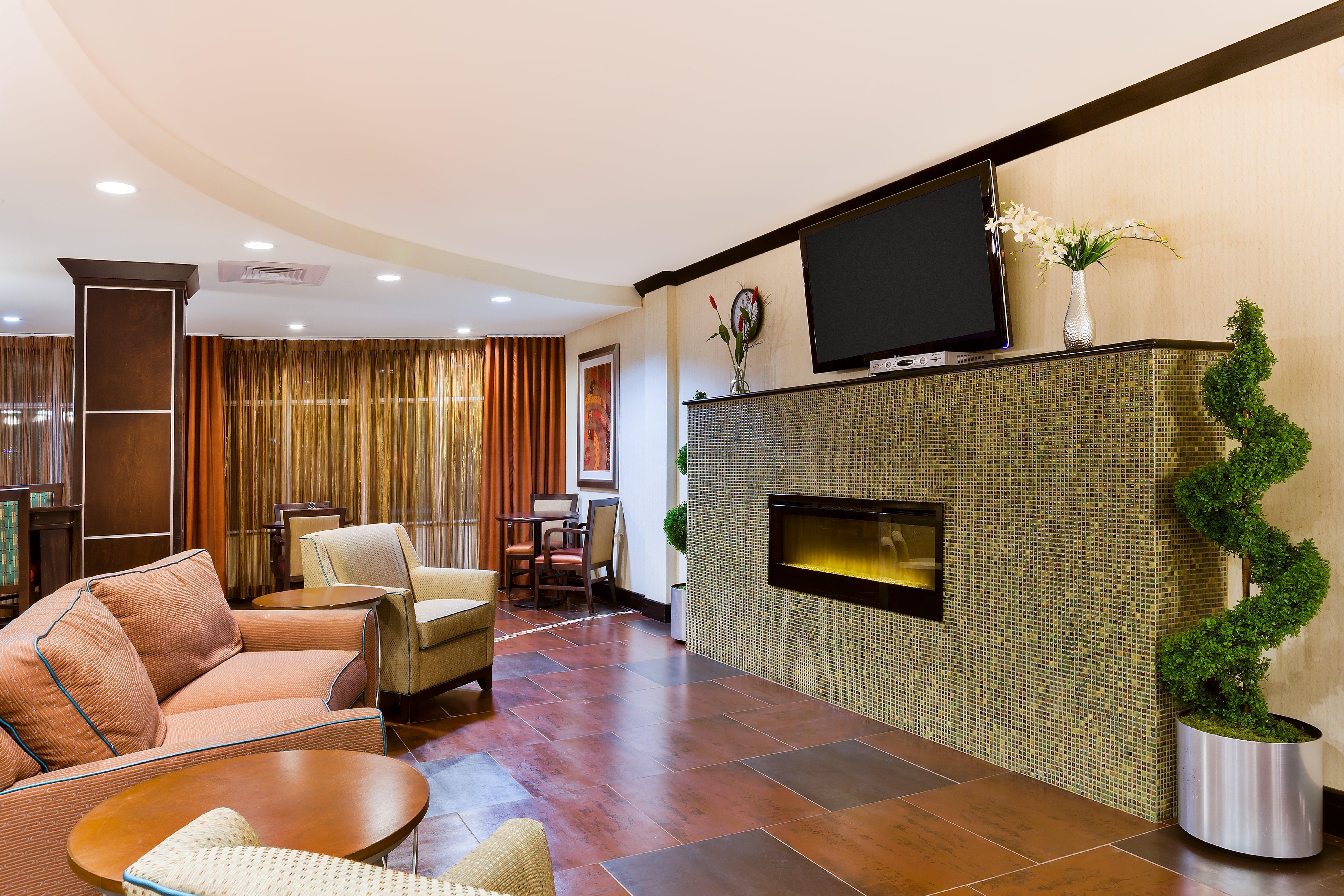 Holiday Inn Express And Suites Alpine By Ihg Dış mekan fotoğraf