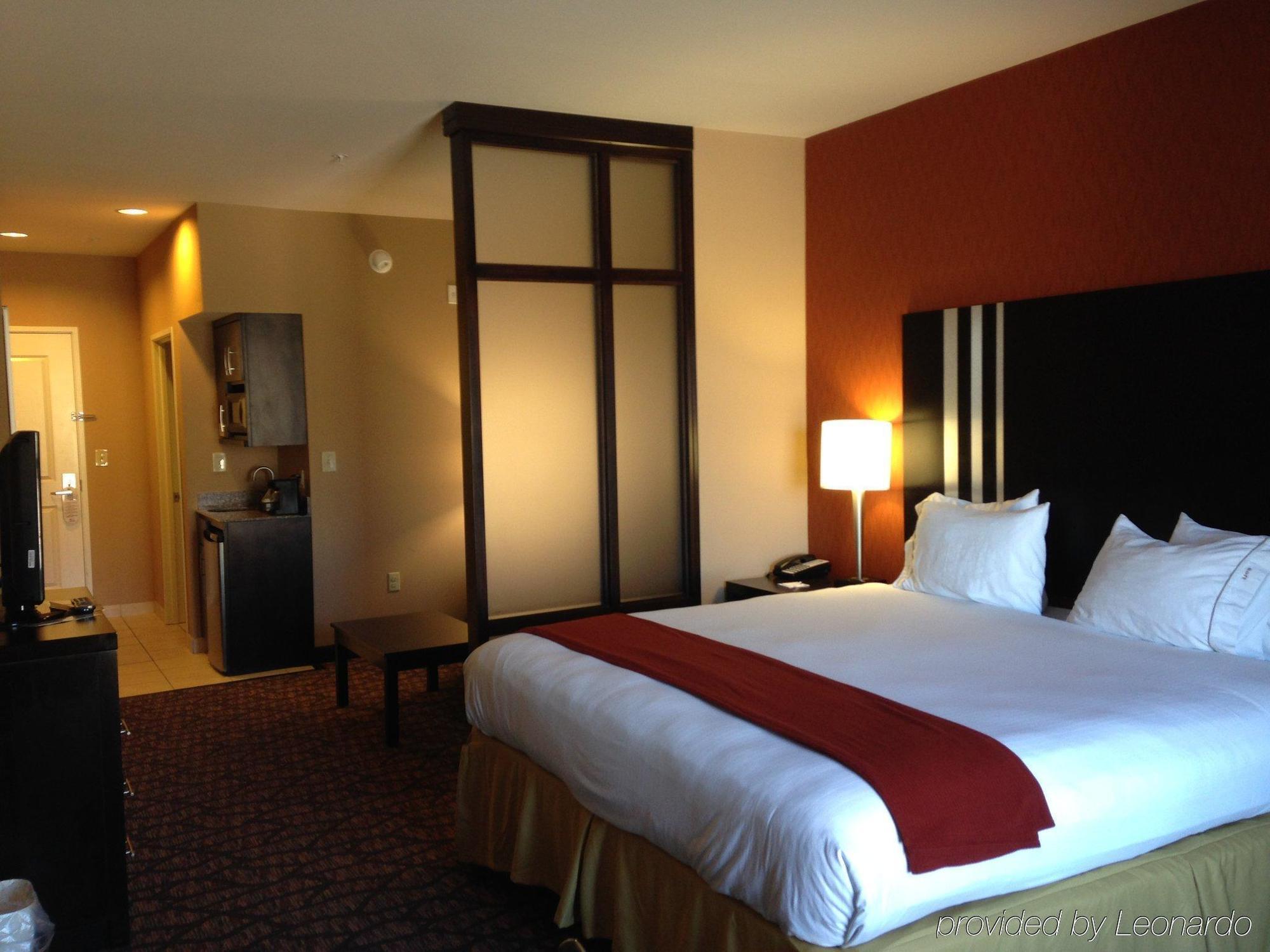 Holiday Inn Express And Suites Alpine By Ihg Dış mekan fotoğraf